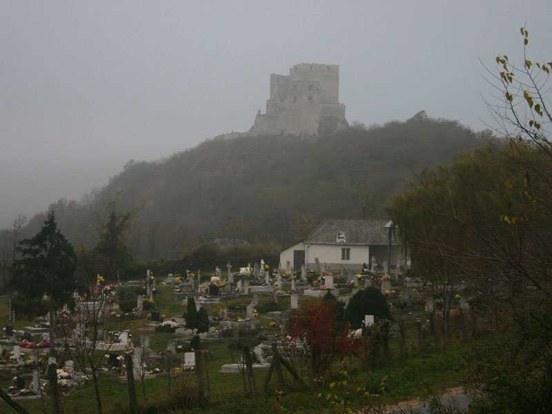Szürkületre értünk vissza a Cseszneki-várhoz.