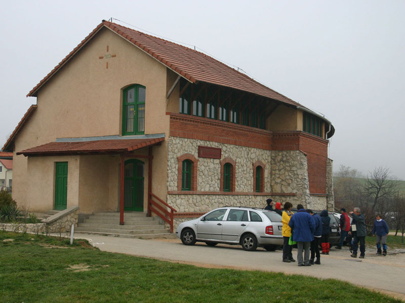 A bakonyszentkirályi iskola.